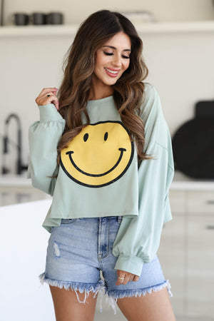 Find Your Reason Smiley Face Bishop Sleeve Graphic Top, Closet Candy, 4