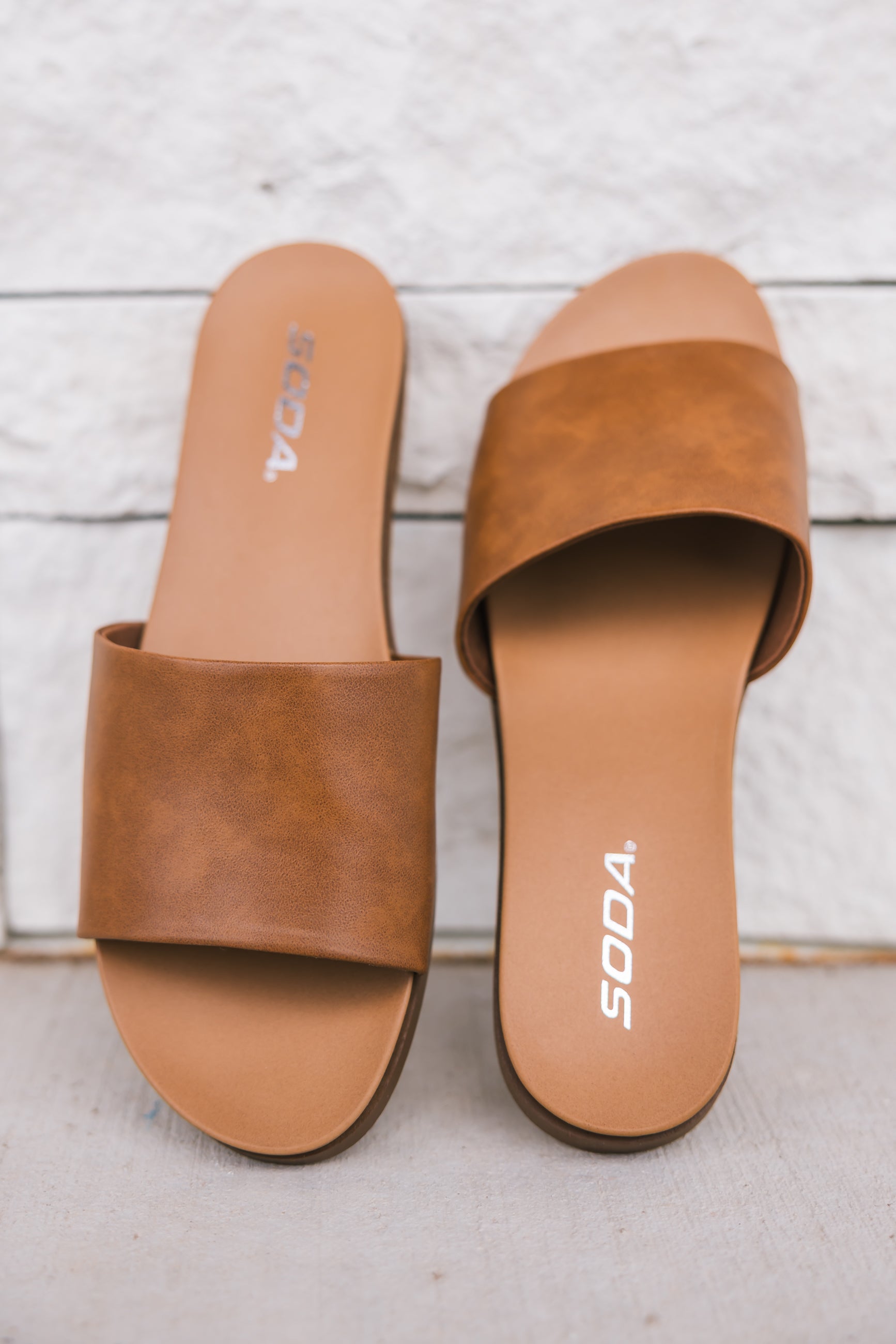 Sandy Stroll Sandals, Tan, Closet Candy, 1