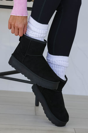 holly ugg style boots
