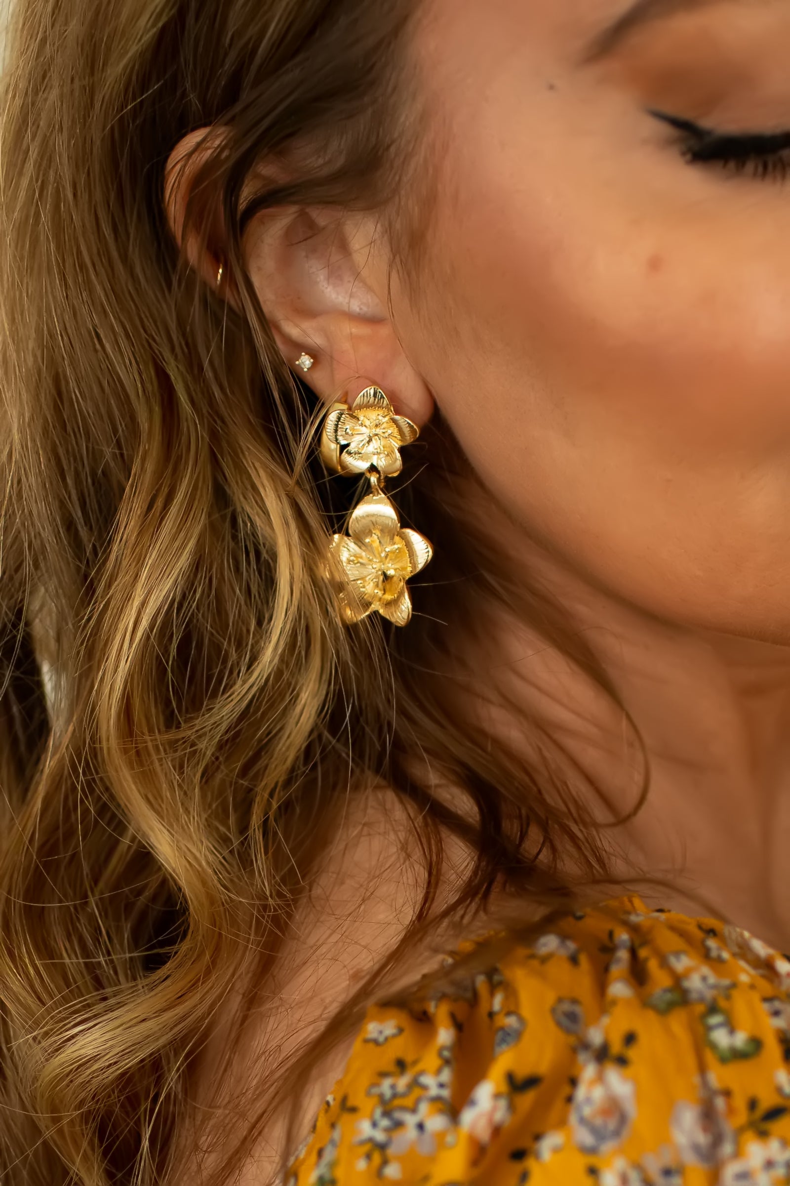 Sunlit Petals Drop Earrings - Gold, Closet Candy, 1