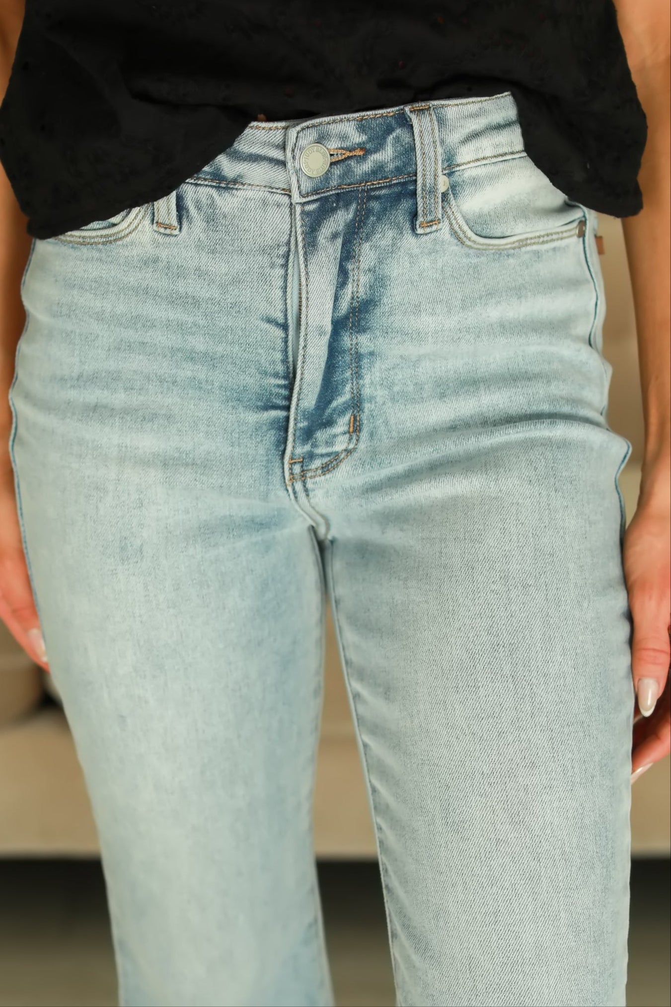 JUDY BLUE Vintage Contour Bootcut Jeans - Light Wash, Closet Candy, 1
