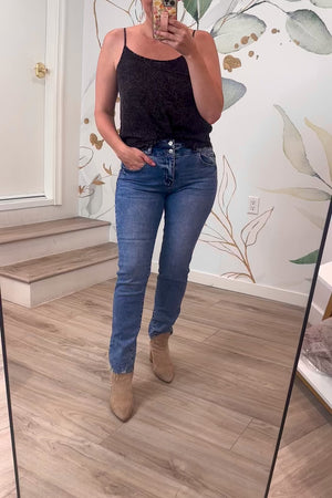 KANCAN Kianna High Rise Slim Straight Leg Jeans - Medium Wash, Closet Candy, Rachel Fit Video