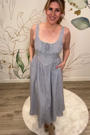 Romantic Daydream Midi Dress - Navy, Closet Candy, Rachel Fit Video