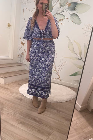 Santorini Floral Bloom Set, Navy, Closet Candy, Rachel Fit Video