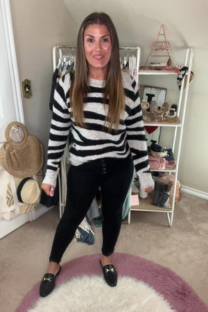 CBRAND Building Character Sweater - Heather Grey, Closet Candy ft. Video