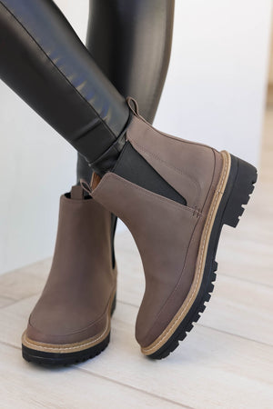Janie Contrast Chelsea Booties - Chestnut, Closet Candy, 3