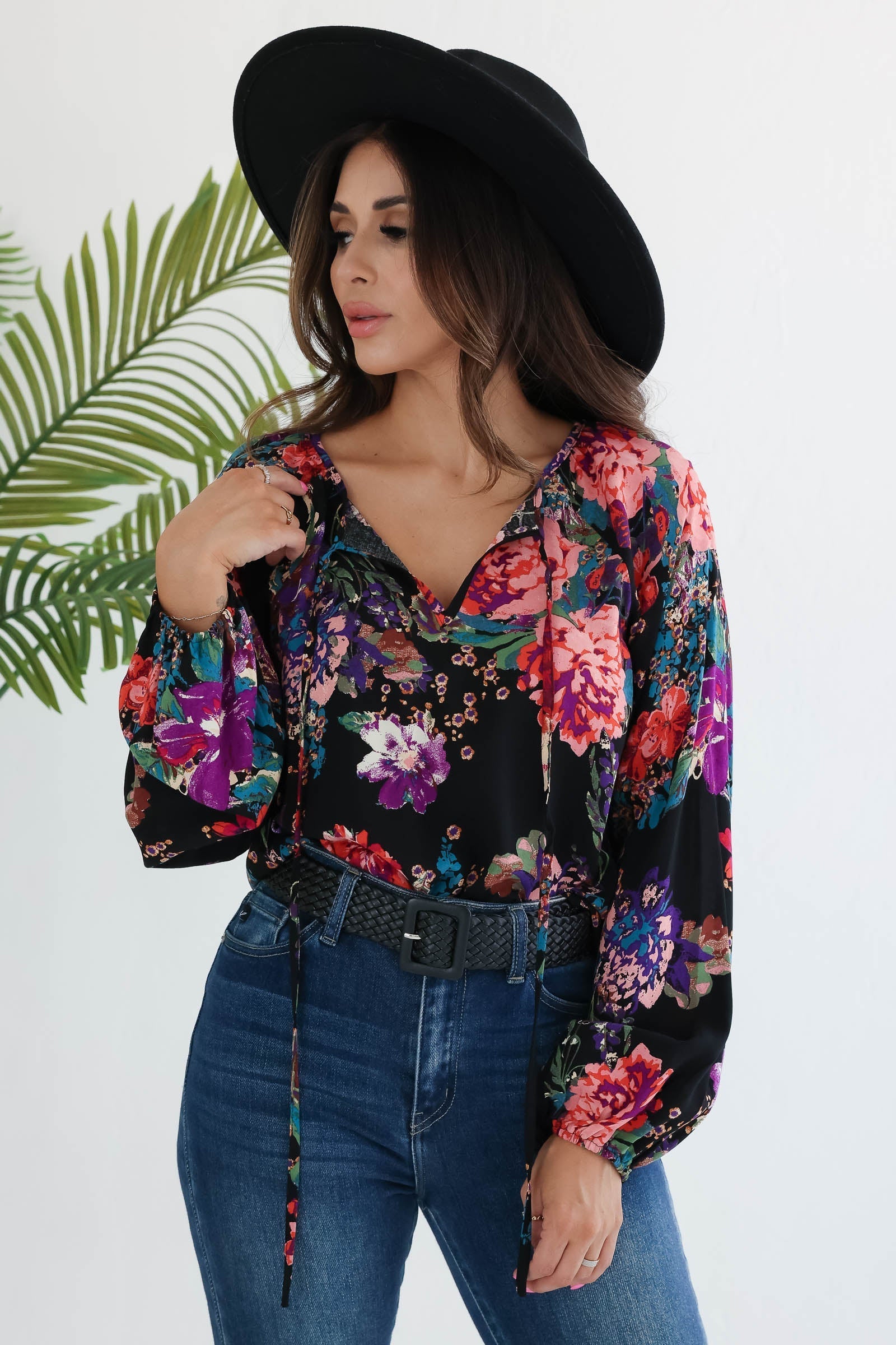 Love Blooms Peasant Top - Black closet candy 2