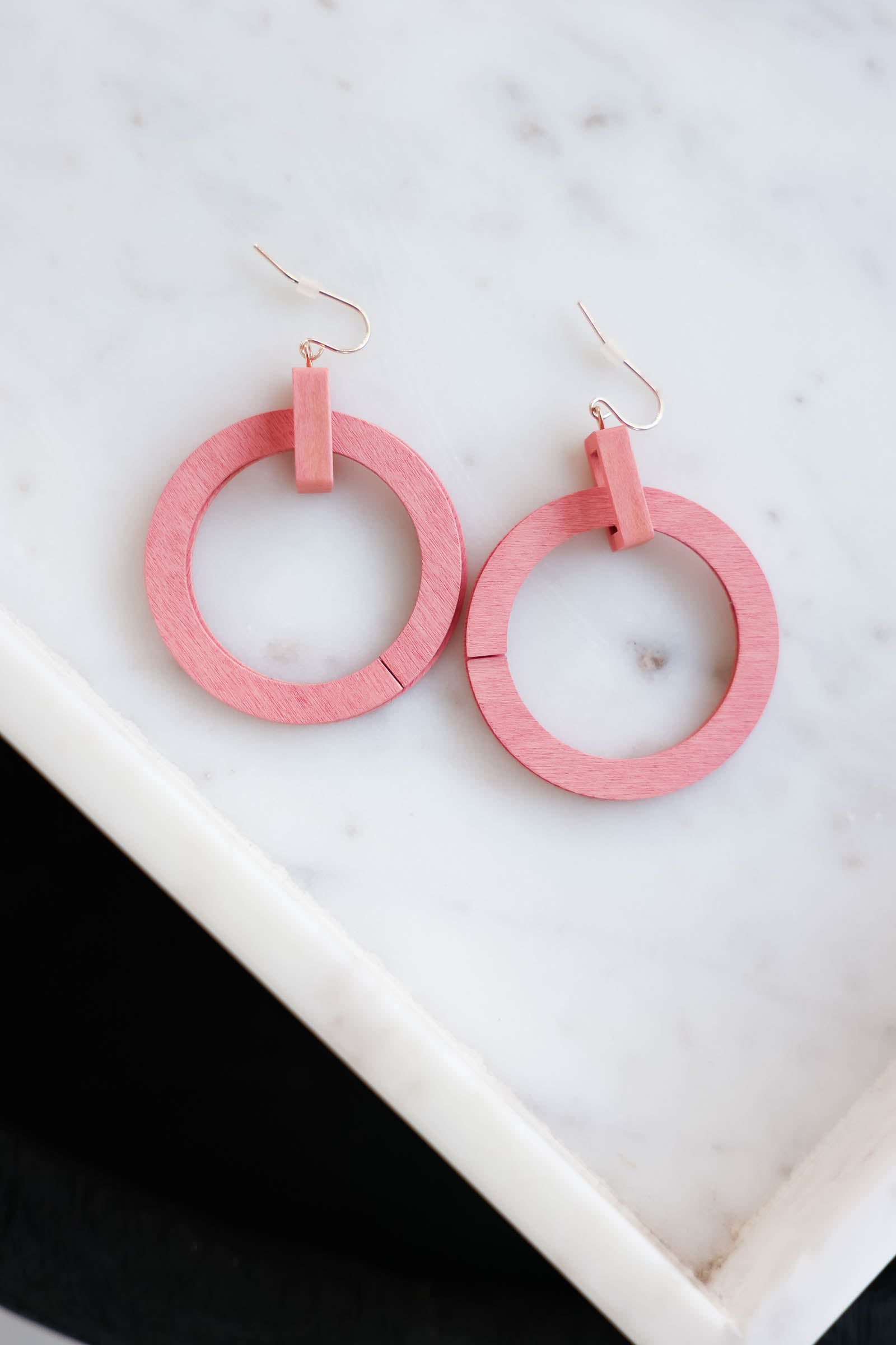 What Goes Around Wood Hoop Earrings - Rose closet candy womens trendy double hoop rectangular linked wood hoop earrings 1