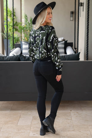 CBRAND A Season For Everything Sweater closet candy 4
